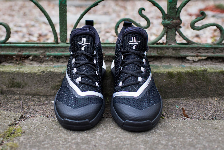 adidas Crazylight Boost Low 2016 黒／金 adidas Crazylight Boost Low 2016 黒／金 Buy Crazylight Boost