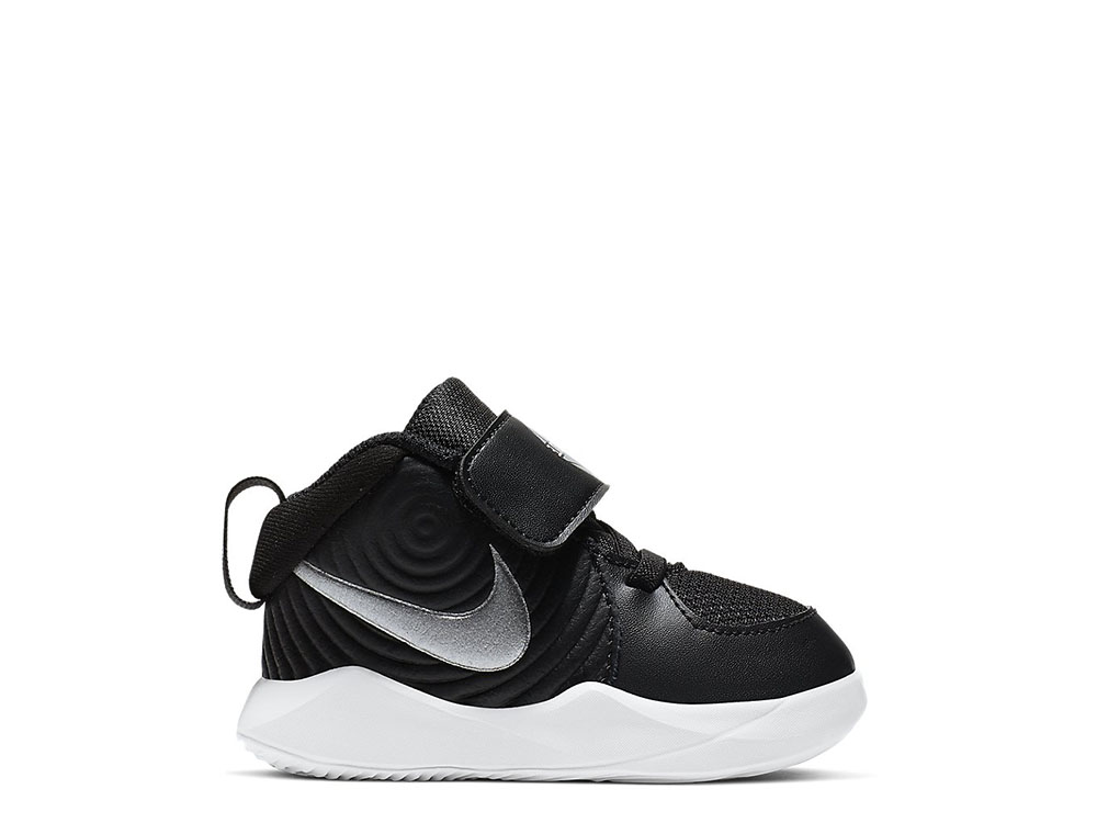 Buty Nike Team Hustle D 9 (TD) (AQ4226-001) Dziecko Czarny 9.5