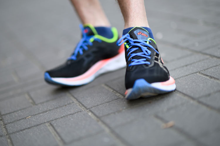 Asics Novablast 1011A681-001