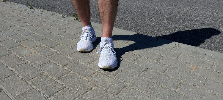 ASICS GEL-NIMBUS 22 RETRO TOKYO 1011A780-100