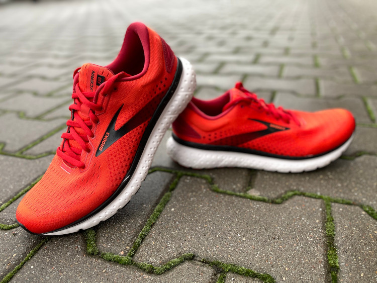 Brooks Glycerin 18