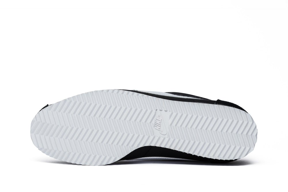 buty nike classic cortez nylon (807472-011) buty nike classic cortez nylon (807472-011)