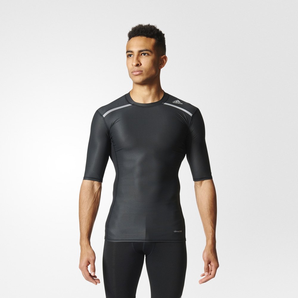 adidas techfit chill short sleeve m grafitowa adidas techfit chill short sleeve m grafitowa