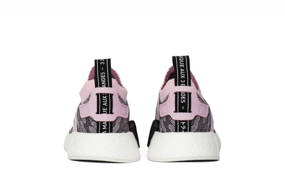 adidas nmd_r2 primeknit "wonder pink" (by9521) adidas nmd_r2 primeknit "wonder pink" (by9521)