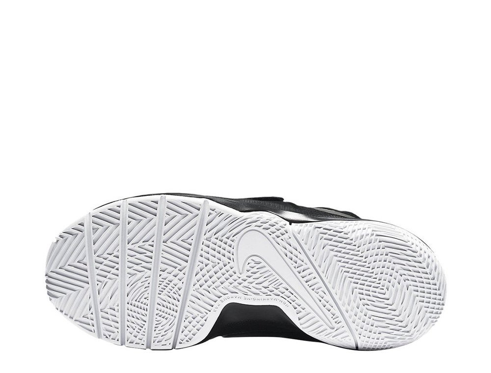nike team hustle d 8 (gs) black nike team hustle d 8 (gs) black