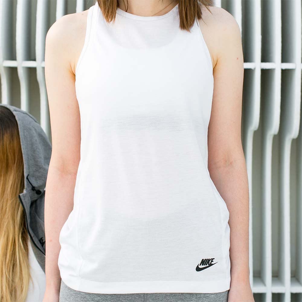 koszulka nike nsw essential tank lbr (829751-100) koszulka nike nsw essential tank lbr (829751-100)