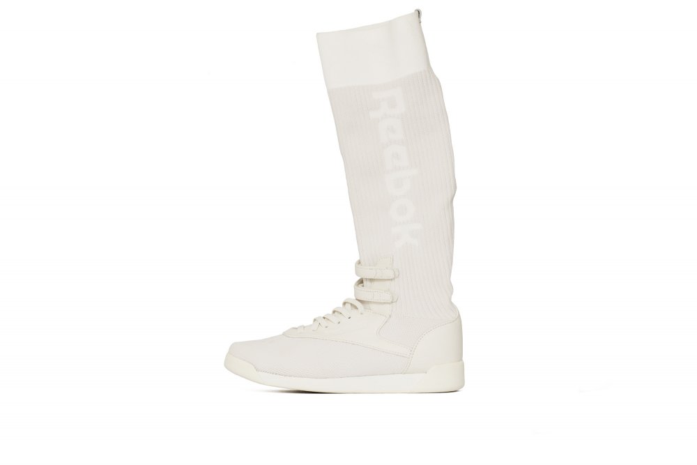 reebok freestyle hi ultk "chalk" (bs8666) reebok freestyle hi ultk "chalk" (bs8666)