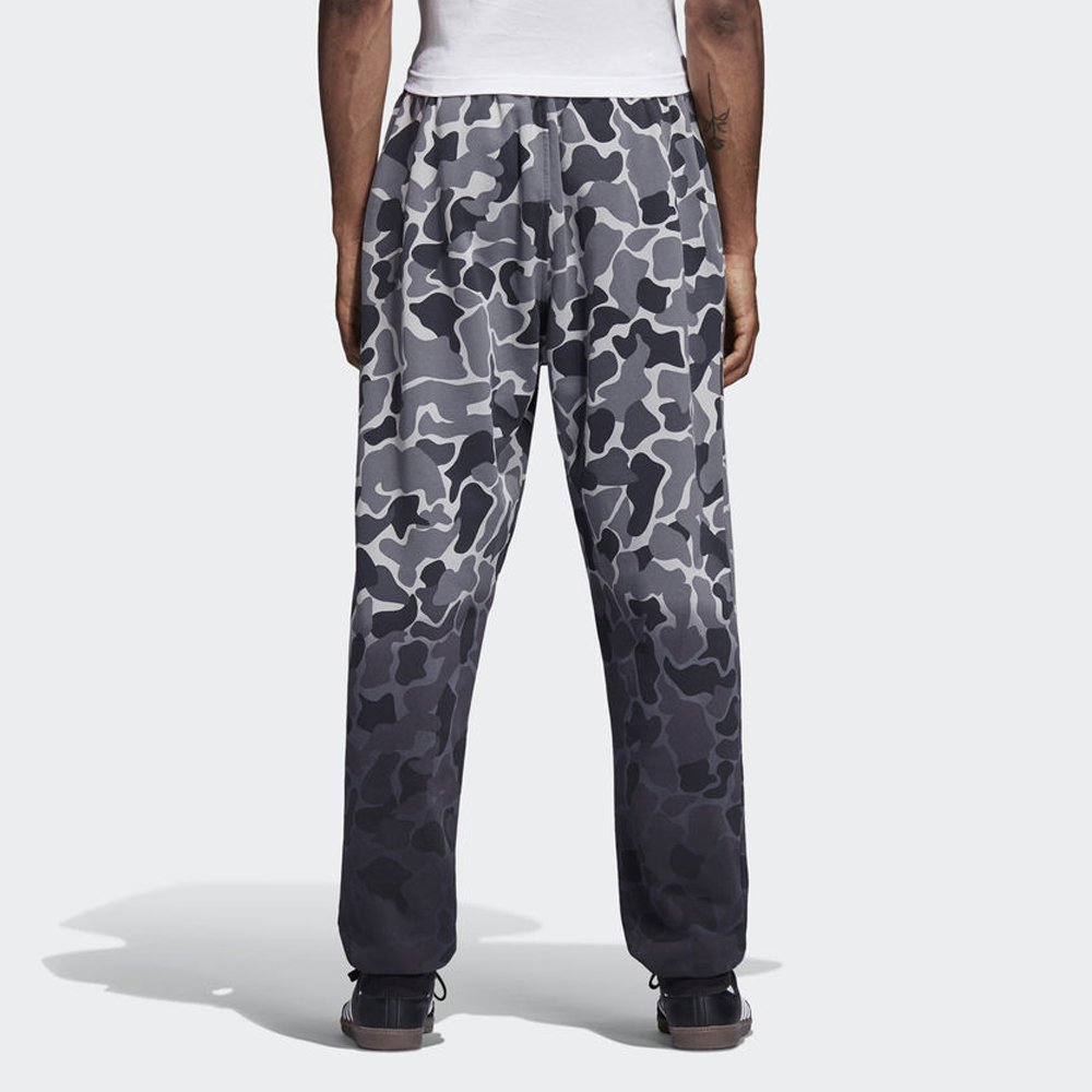 spodnie adidas camo pants (dh4808) spodnie adidas camo pants (dh4808)
