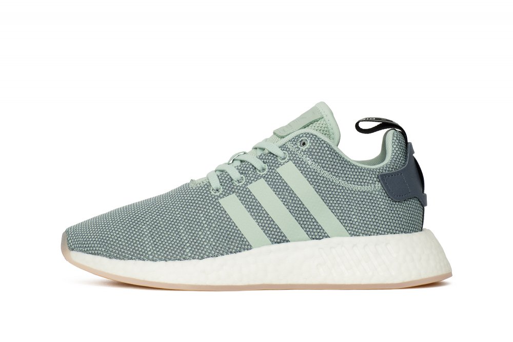 adidas nmd r2 w (cq2010) adidas nmd r2 w (cq2010)