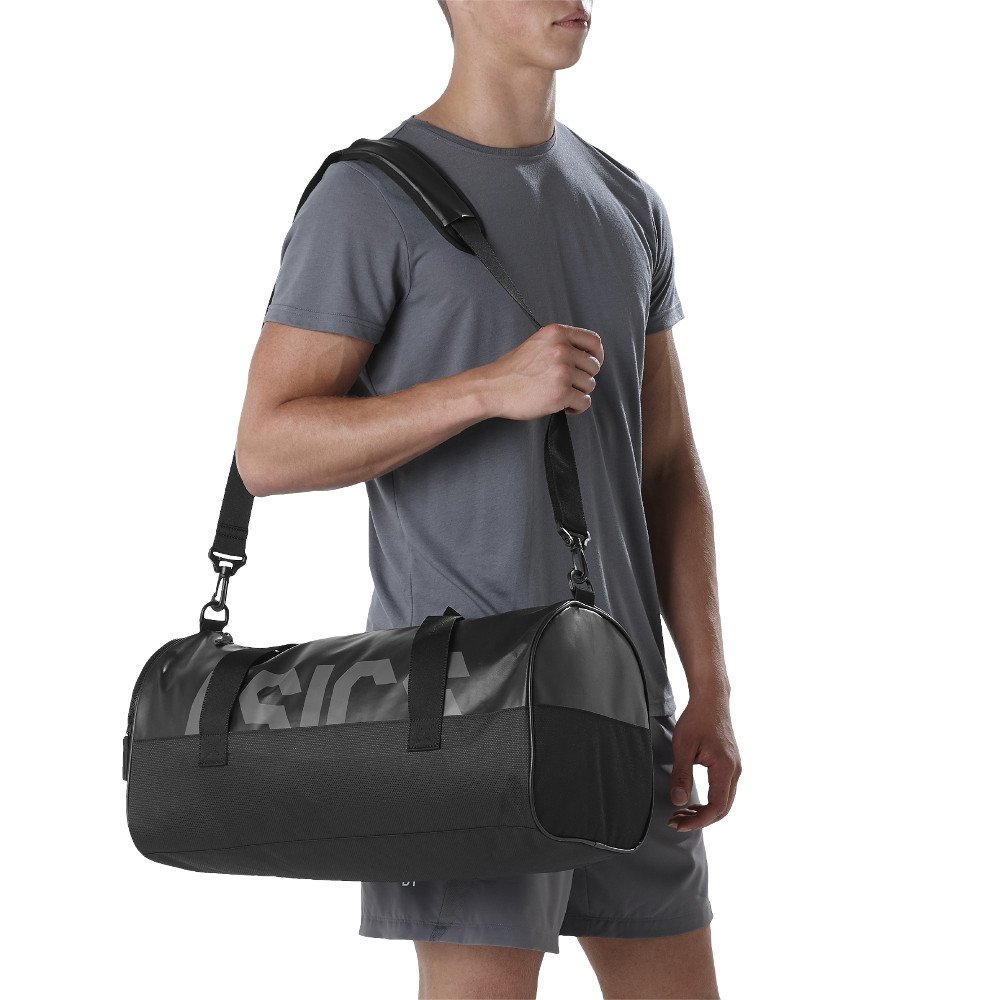 asics core holdall black asics core holdall black
