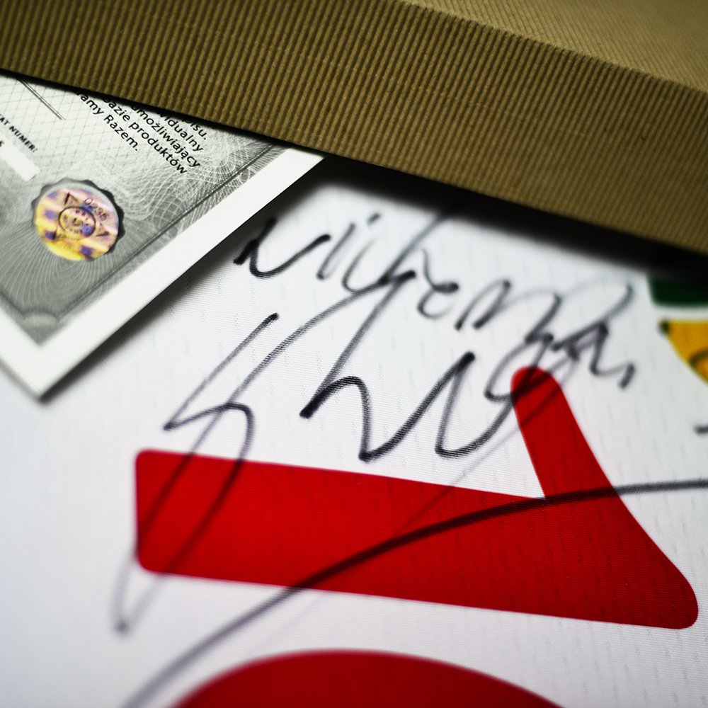 koszulka asics lube banca macerata z autografem sebastiana Świderskiego koszulka asics lube banca macerata z autografem sebastiana Świderskiego