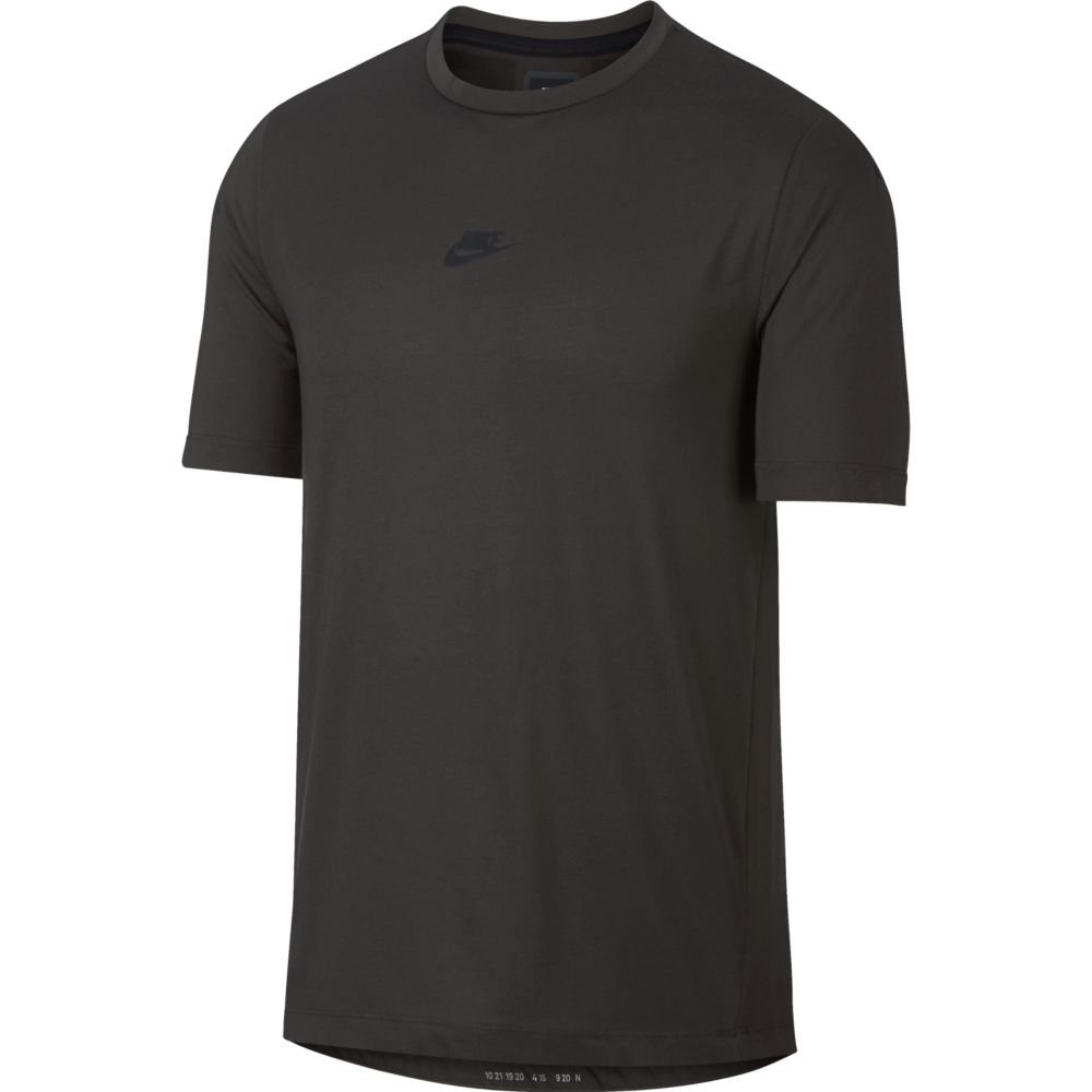 koszulka nike nsw tech pack (928623-001) koszulka nike nsw tech pack (928623-001)