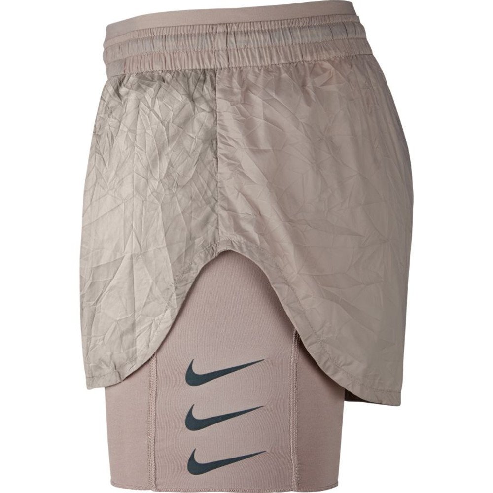 nike elevate 2-in-1 shorts w szaro-beżowe nike elevate 2-in-1 shorts w szaro-beżowe