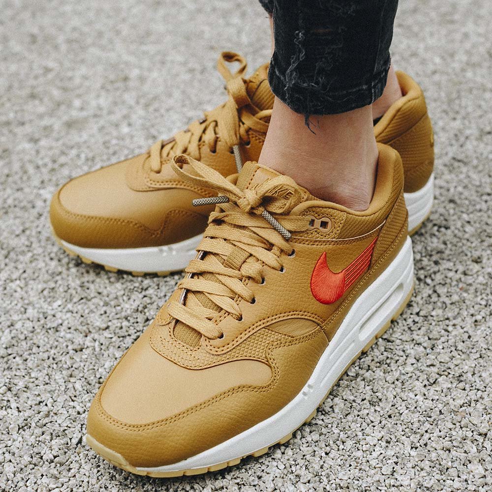 nike wmns air max 1 premium (454746-701) nike wmns air max 1 premium (454746-701)