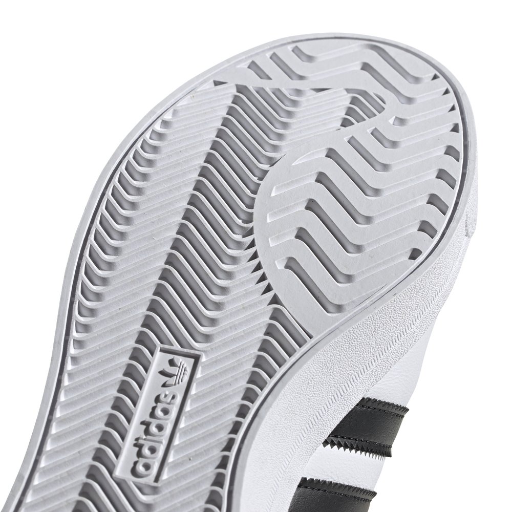 adidas coast star (ee8900) adidas coast star (ee8900)