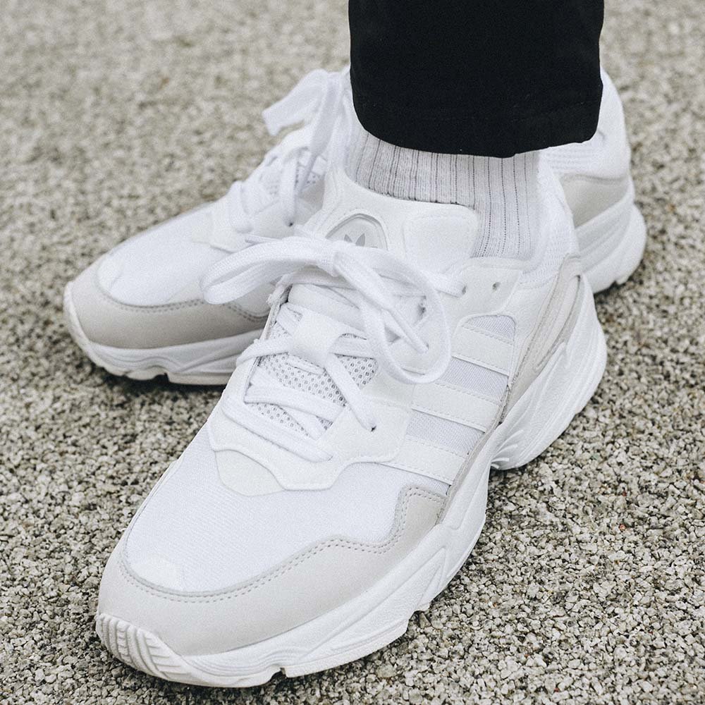 adidas yung-96 (ee3682) adidas yung-96 (ee3682)