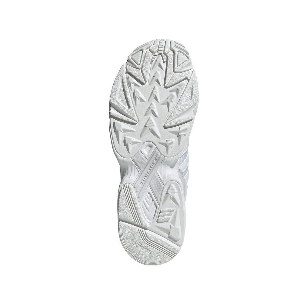 adidas yung-96 (ee3682) adidas yung-96 (ee3682)
