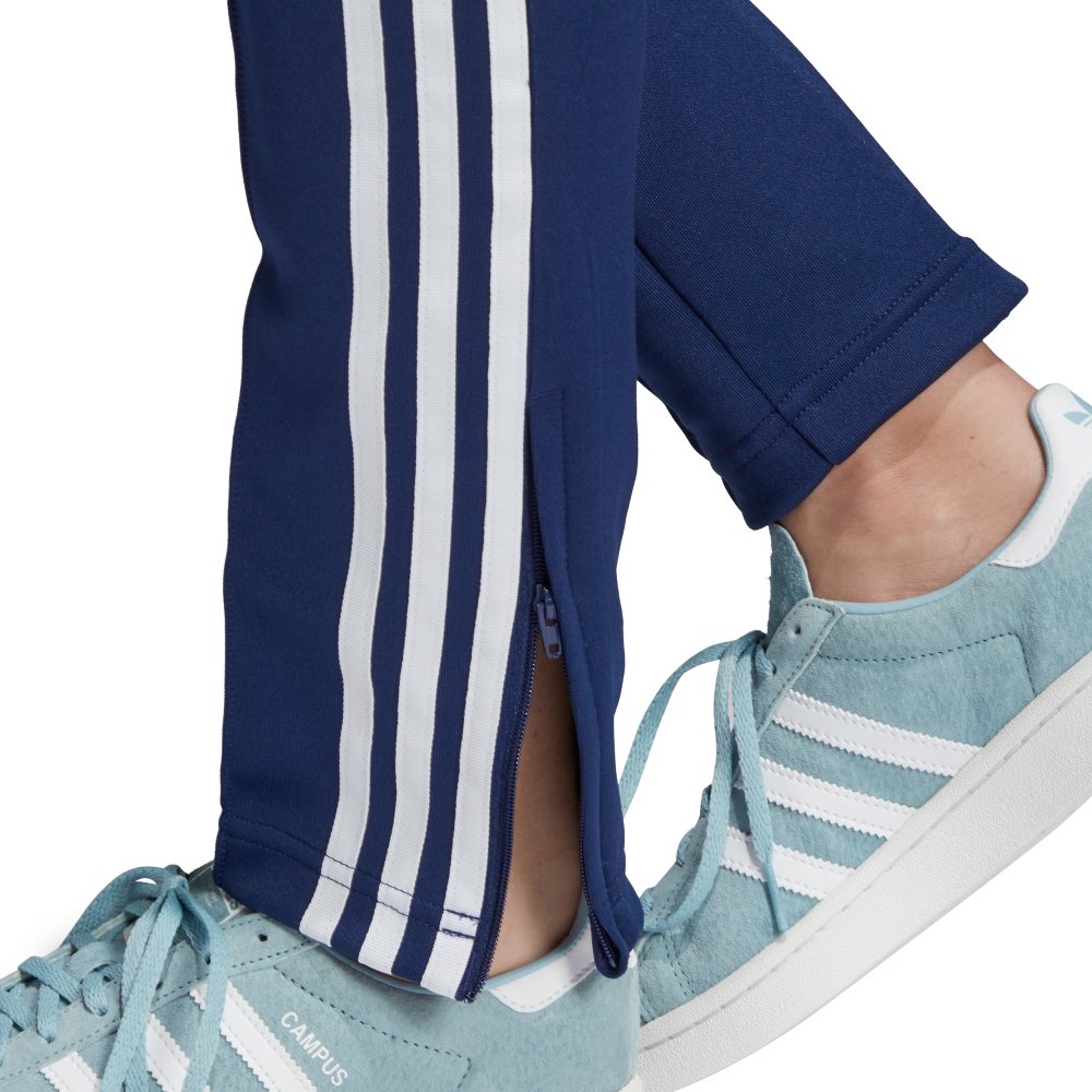 spodnie adidas sst tp (dv2639) spodnie adidas sst tp (dv2639)