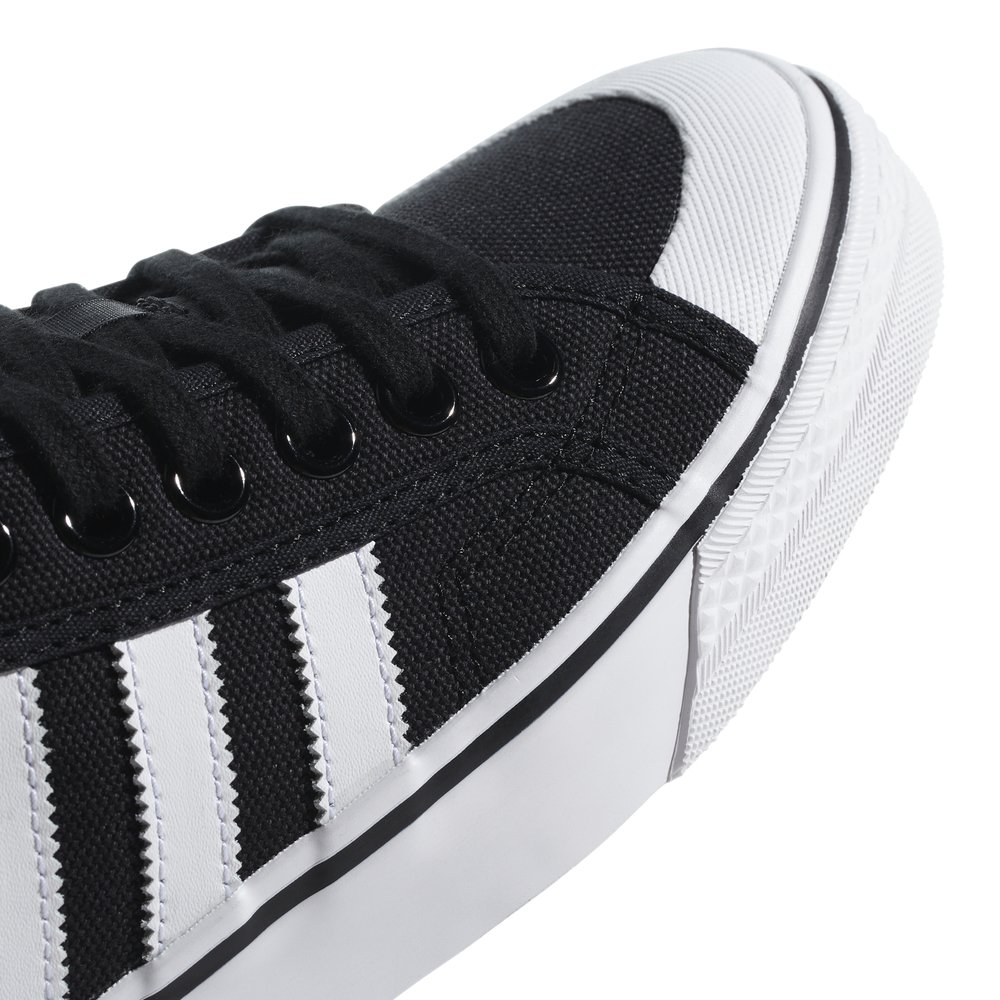 adidas nizza męskie czarne (cq2332) adidas nizza męskie czarne (cq2332)