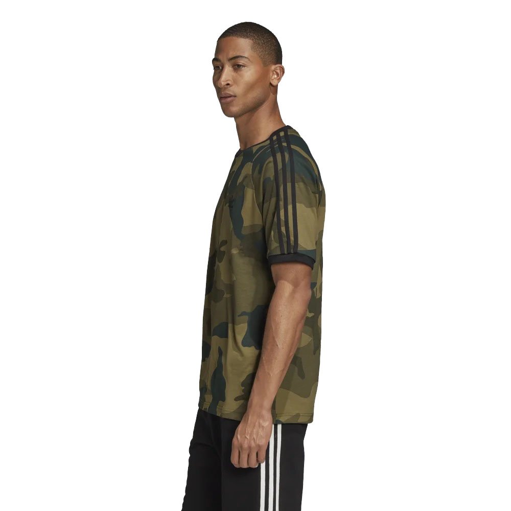 adidas camouflage cali tee (fm3351) adidas camouflage cali tee (fm3351)