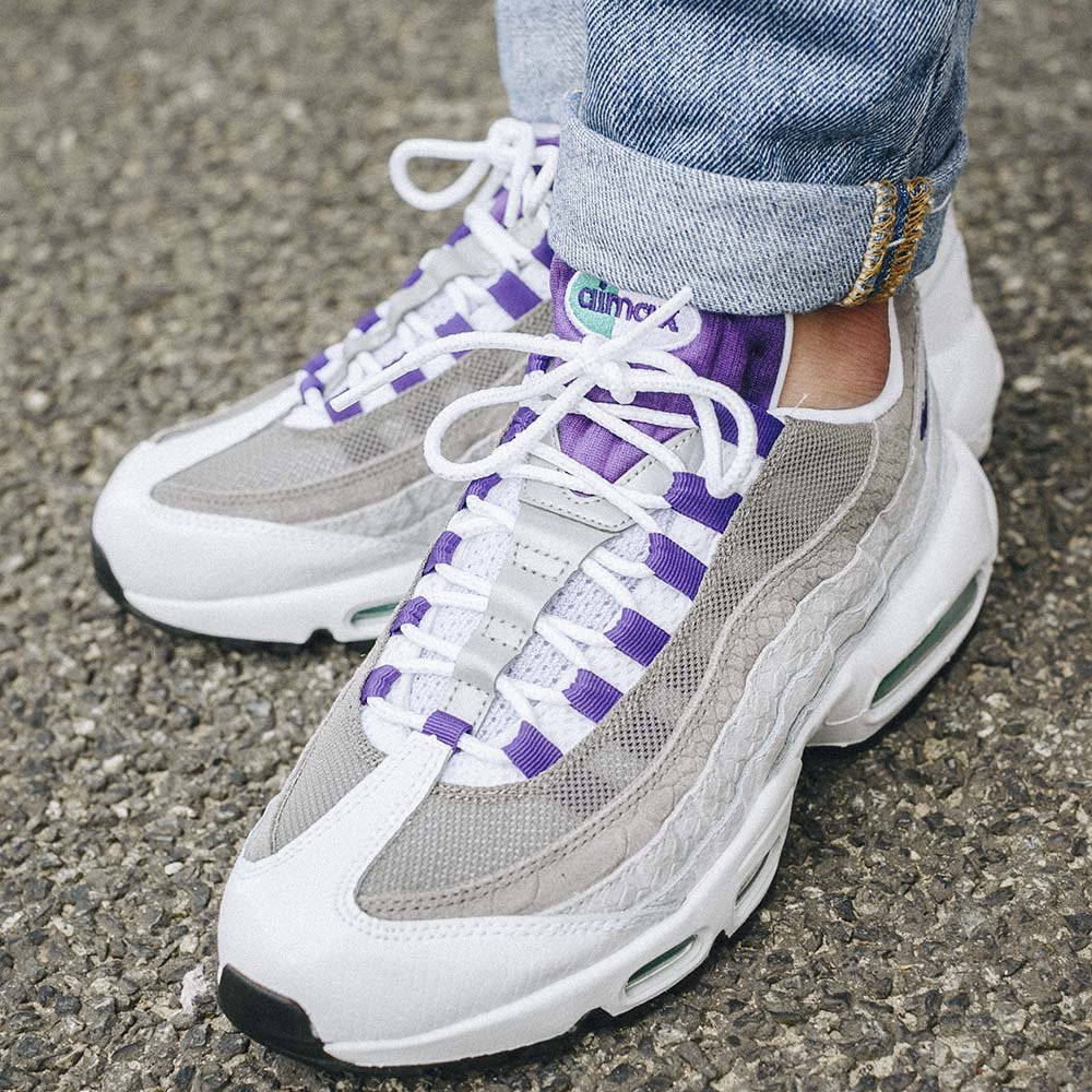 nike air max 95 lv8 męskie biało-szare (ao2450-101) nike air max 95 lv8 męskie biało-szare (ao2450-101)