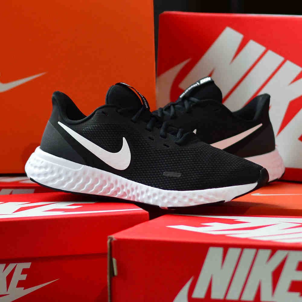 nike revolution 5 nike revolution 5