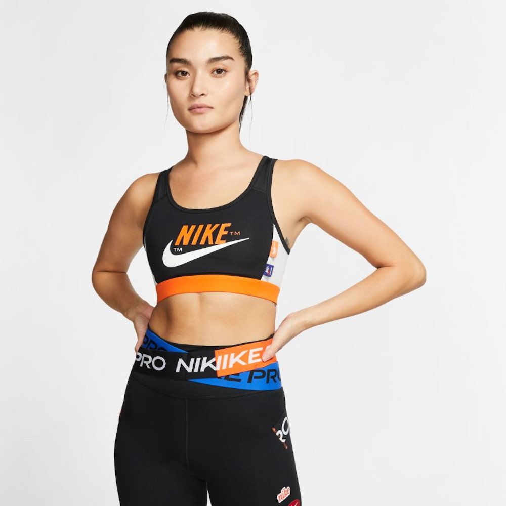 nike swoosh icon clash medium-support sports bra czarno-pomarańczowy nike swoosh icon clash medium-support sports bra czarno-pomarańczowy