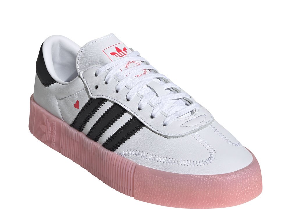 damskie buty adidas biale z rozowa podeszwa