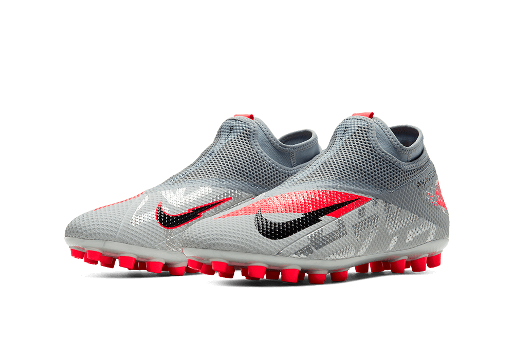Ronaldo Debuts Nike Superfly Flash Crimson Red Soccer Cleats