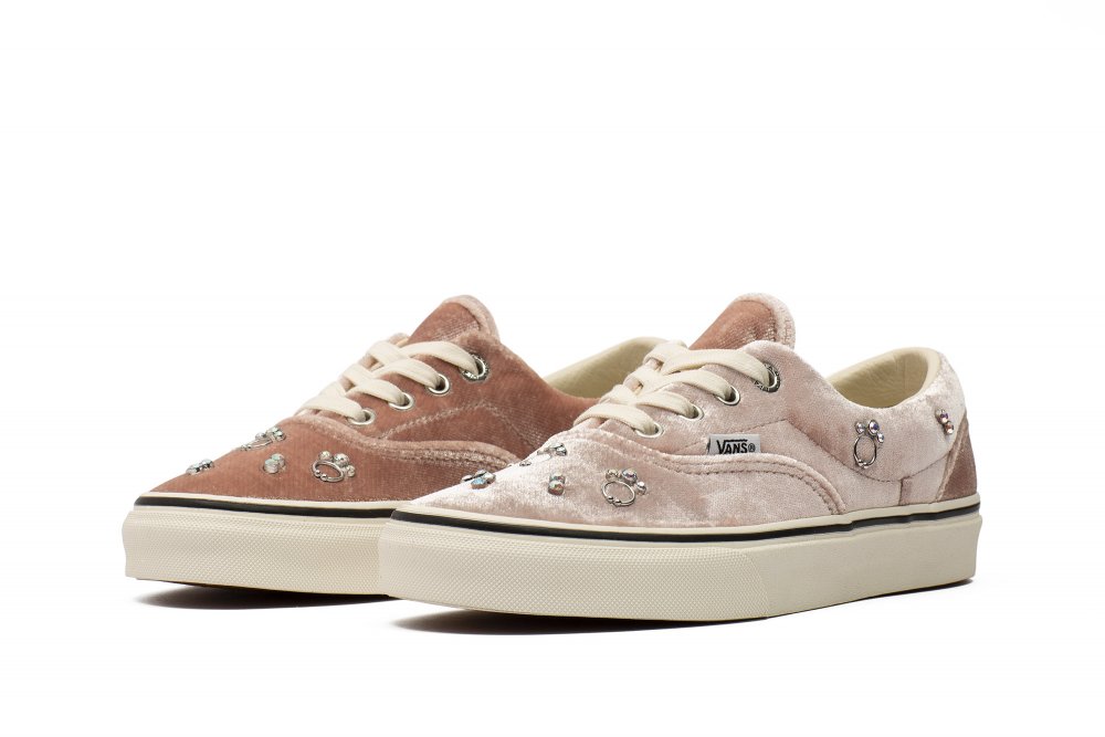 vans sandy liang era