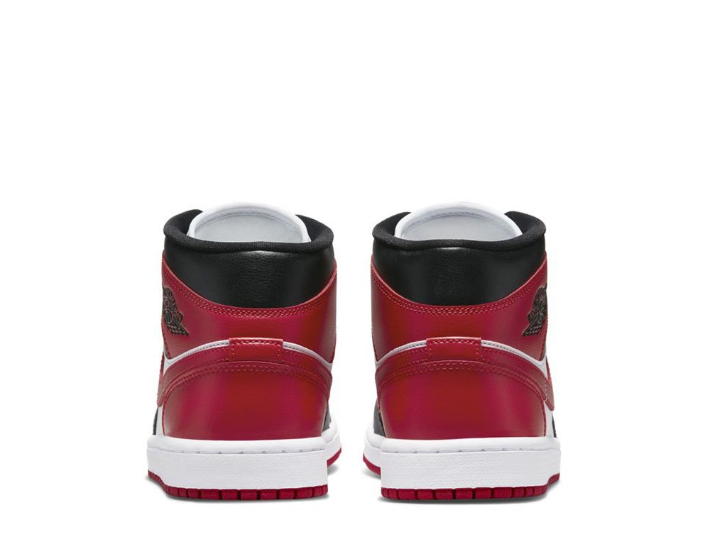 シューズ(男性用) Jordan Air Jordan 1 High Bred Toe NIKE AIR JORDAN 1 RETRO HIGH OG BRED TOE price €302.50