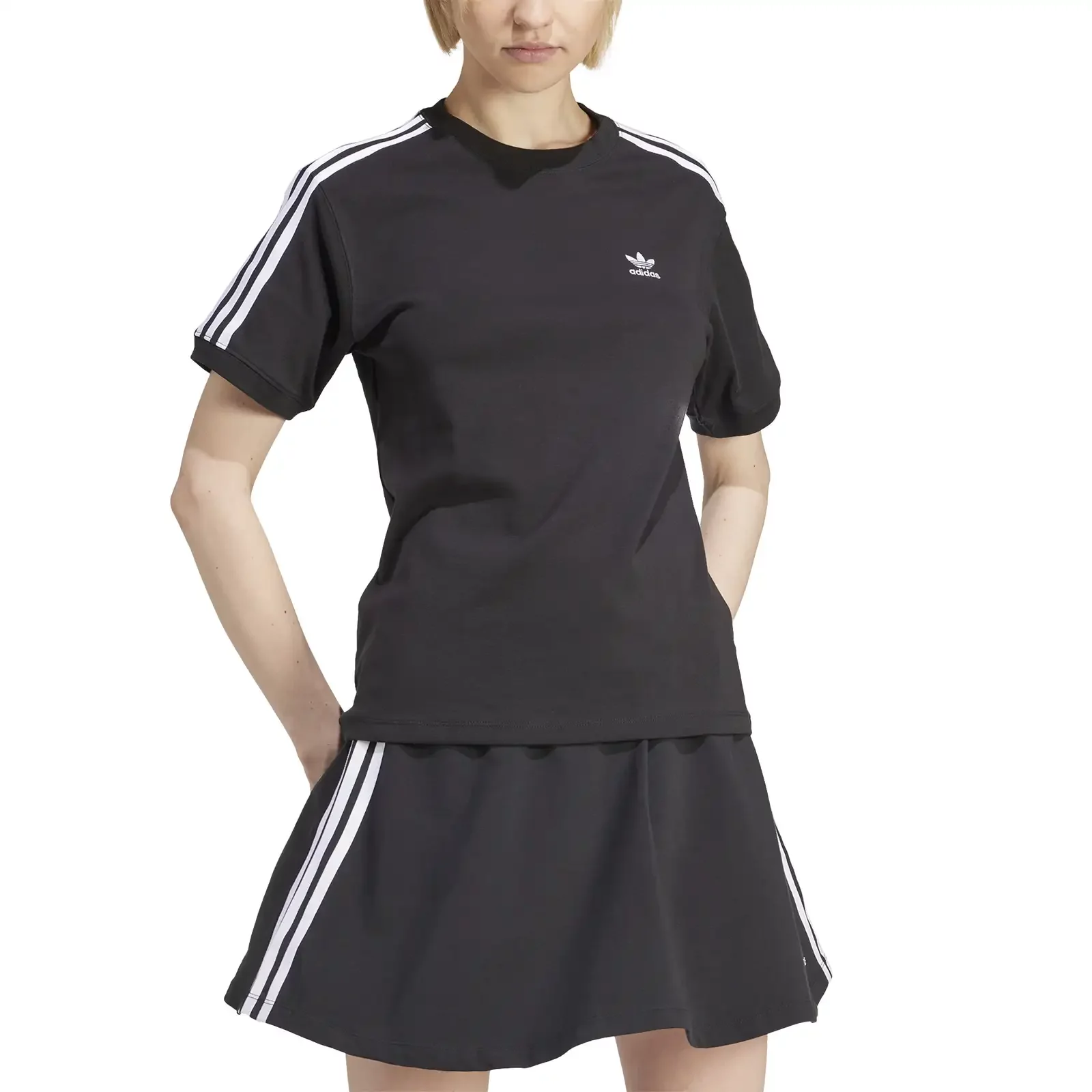 ★ adidas★ 3S Tee Black IU2420 WMNS) adidas Lifestyle 3-Stripes T-shirt Asia Sizing 'Black