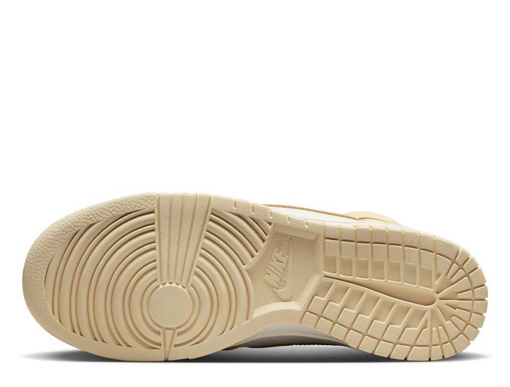 Nike Dunk High ベージュ 27cm NIKE ナイキ ダンク ハイ プレミアム スニーカー レディース