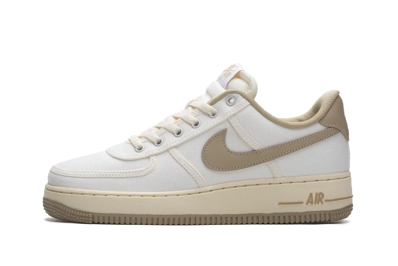 Nike Sail Color Shoes Nike Shoes Color: Cream/White Size: 14