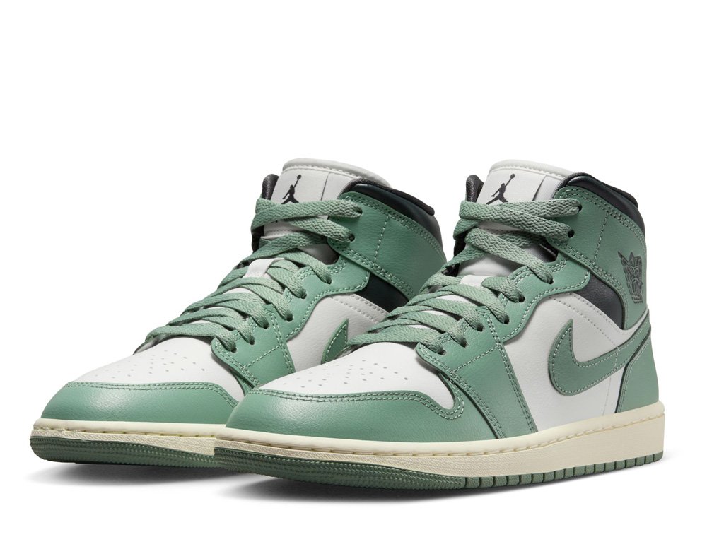 Wmns Air Jordan 1 Mid 'Jade Smoke' shoes [BQ6472-130