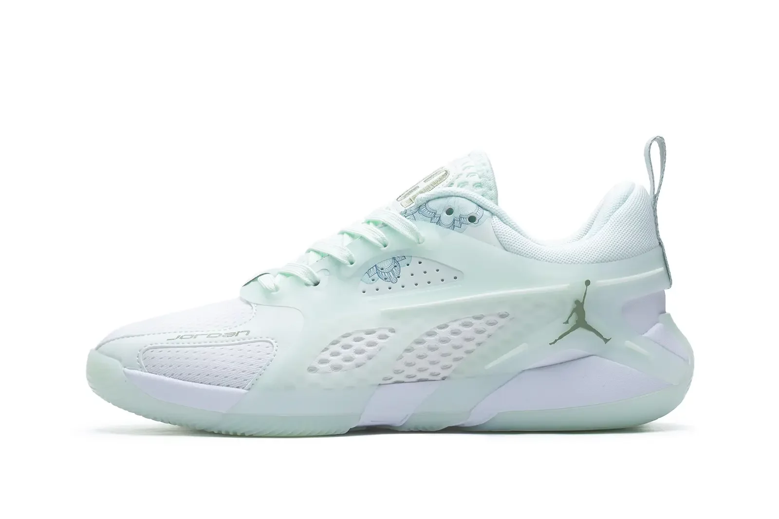 Basketball shoes Jordan Brand Jordan Heir Series Wmns