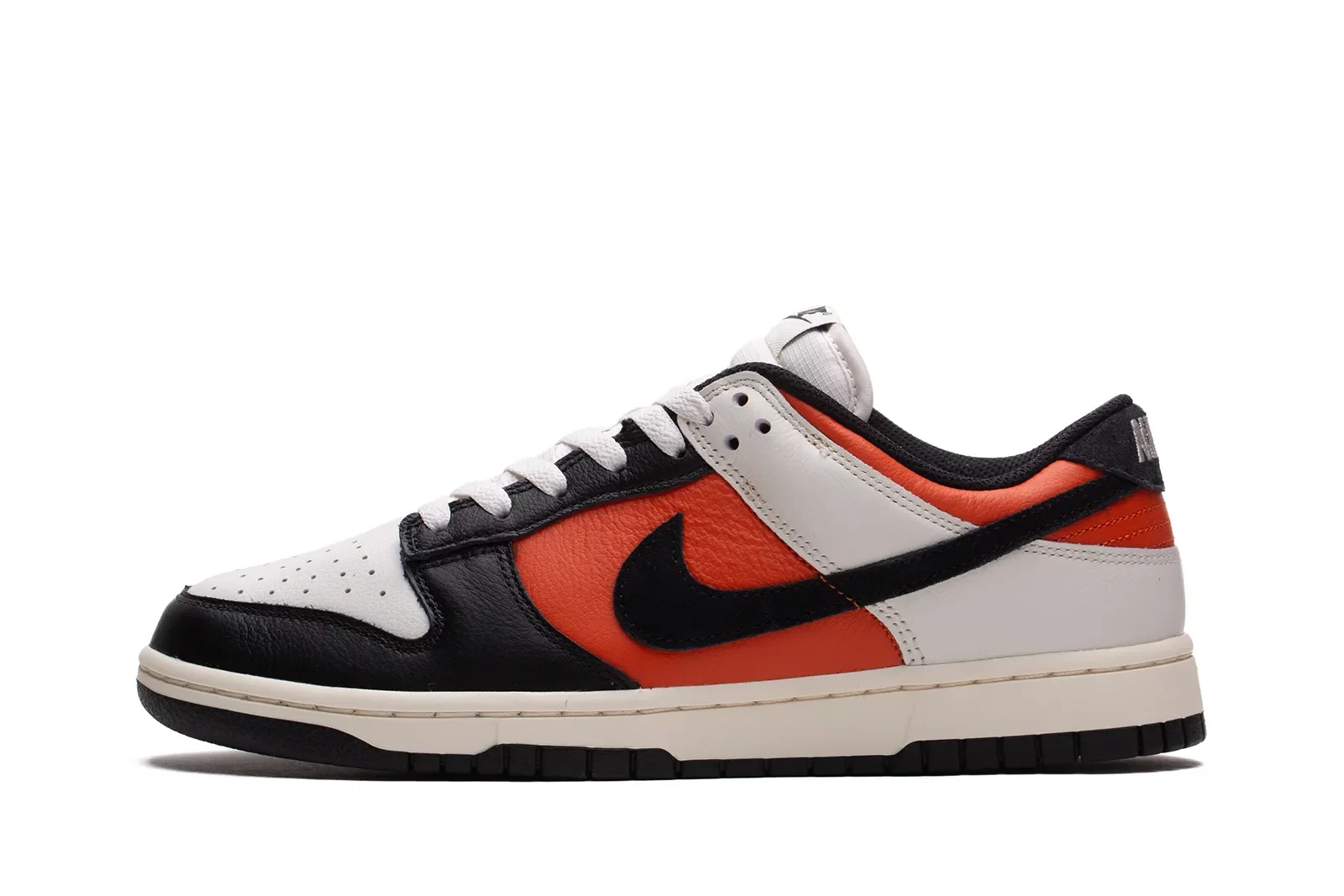 シューズ Nike Dunk Low Retro Sneakers Nike Dunk Low Retro 'Vintage Coral' (HQ4988-030) | WSS