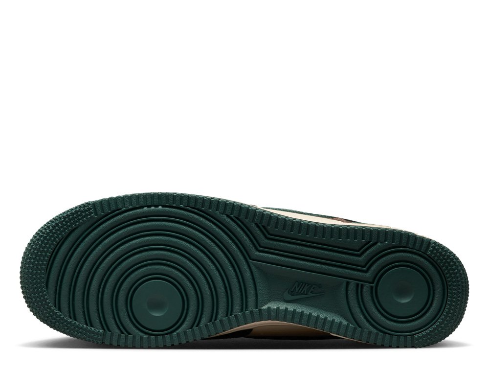Nike Air Force 1 '07 LV8 Coconut Milk/Vintage Green-Dark