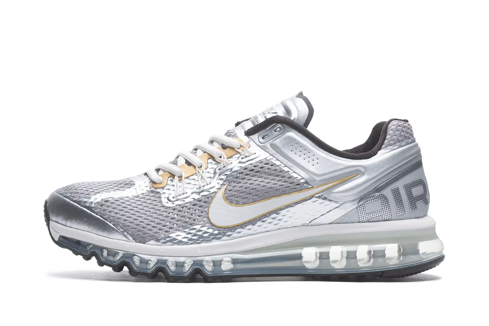 NIKE AIR MAX 2013エア マックス 2013 ジュニア25㎝ NIKE (ナイキ）AIR MAX 2013（エアマックス2013）が入荷