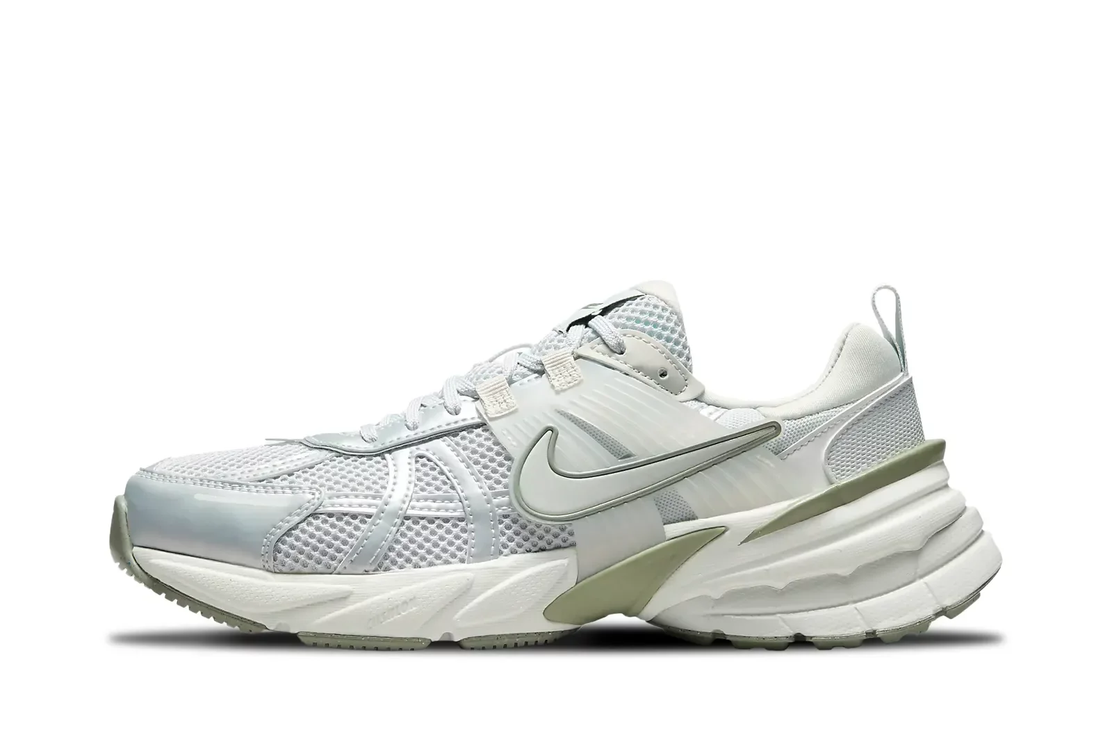 靴 NIKE W V2K RUN Amazon.com | Nike V2K Run Shoes (FN6703-001, Platinum Violet