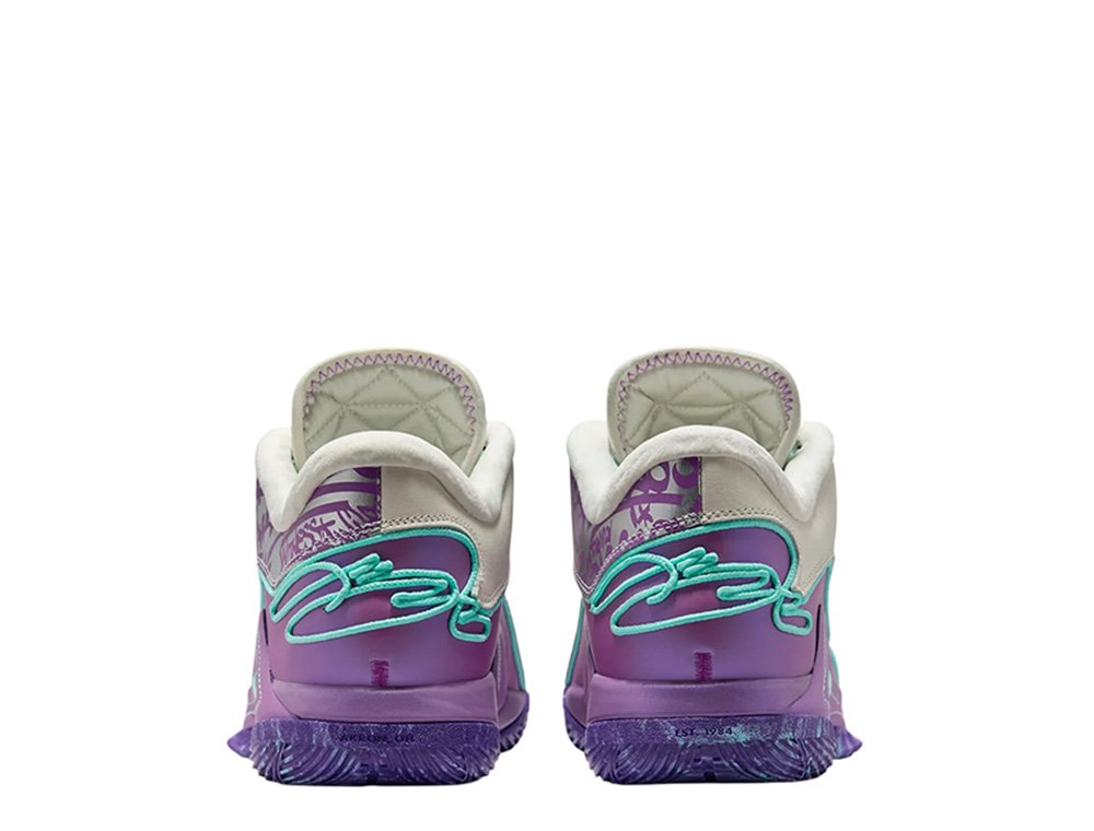 Nike LeBron XXII “Frozen Grapes” Soft Pearl/Hyper Turquoise