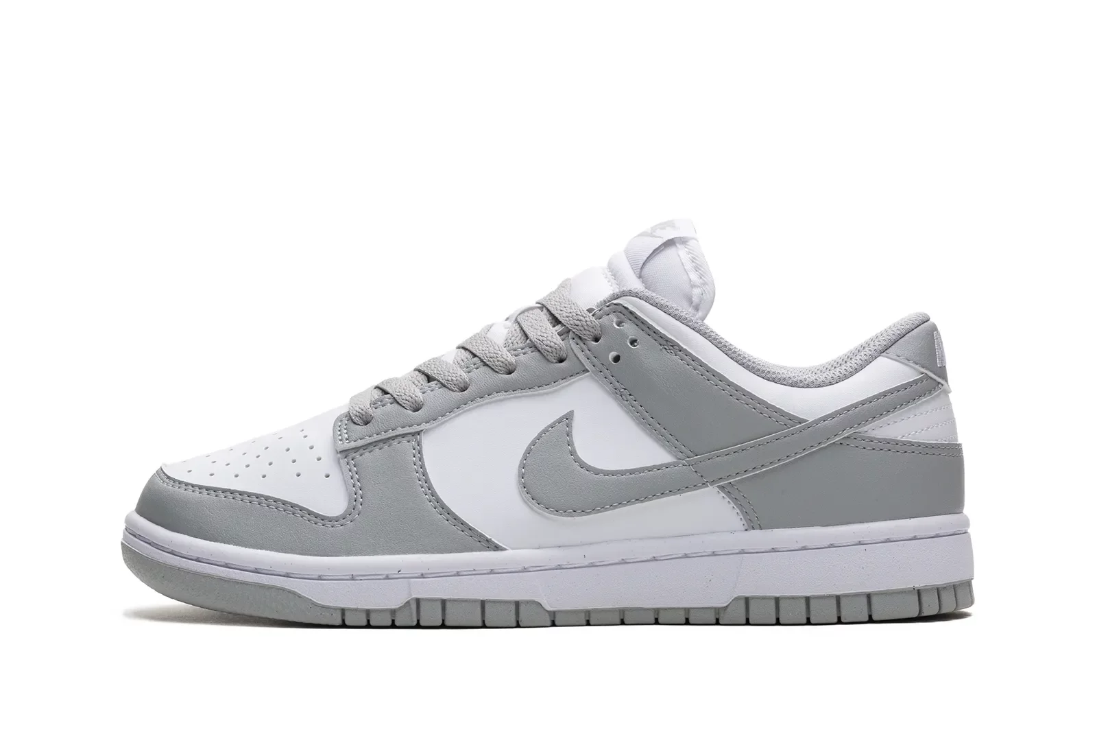 Nike SB Dunk Low Pro グレー/ホワイト Buty męskie Nike SB Dunk Low TRD Summit White/ White-Wolf
