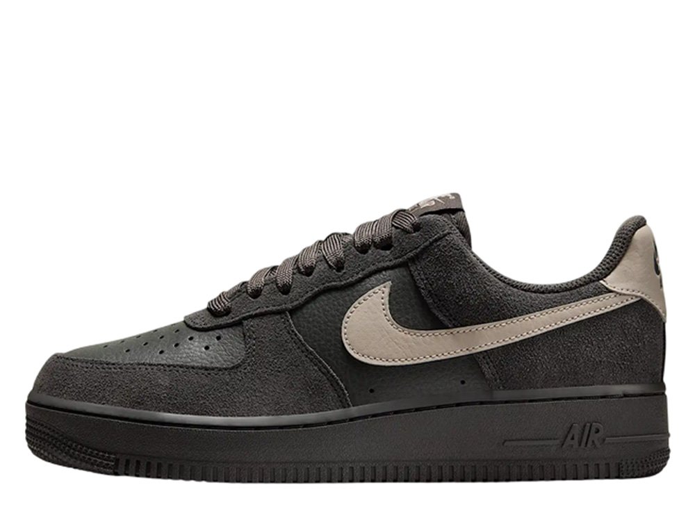 Nike Air Force Low Black Shoes