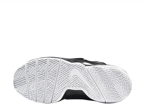 nike team hustle d 8 (gs) czarno-srebrne nike team hustle d 8 (gs) czarno-srebrne