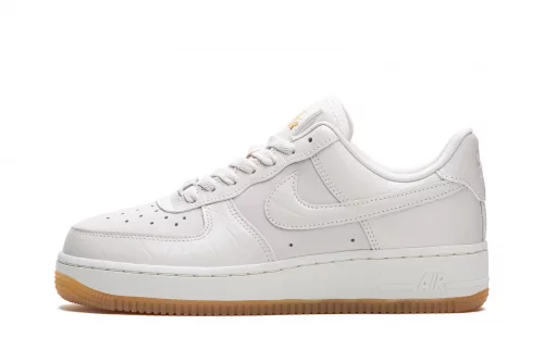 NIKE AIR FORCE 1 '07 / ナイキ エア フォース 1 '07 【SP