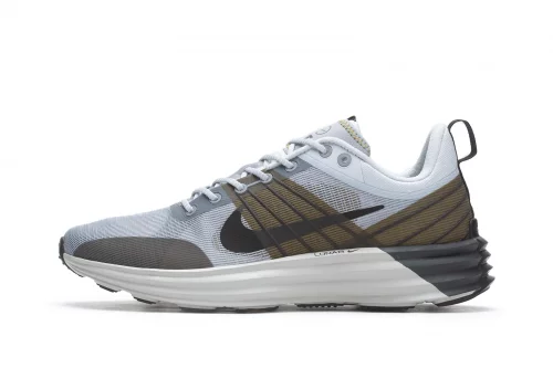 nike-lunar-roam-pure-platinum-