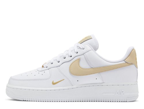 NIKE／Air Force 1 ホワイト ゴールドアクセント25cm wmns-air-force-1-07-ess-cz0270