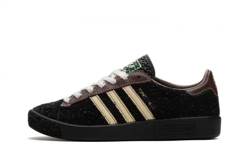 Sneakers adidas x Brain Dead Forest Hills 'Black' (JR7942) | WSS