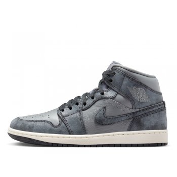 靴 NIKE Air Jordan 1 Dark Smoke Grey Air Jordan 1 'Black and Smoke Grey' (DZ5485-051) Release