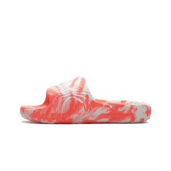 Adidas Adilette slippers | WSS